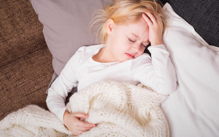 Treating my child’s pain or fever - paracetamol or ibuprofen?